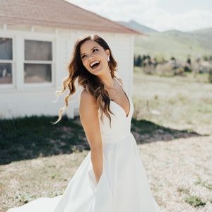 Meet your Posher, Danielle